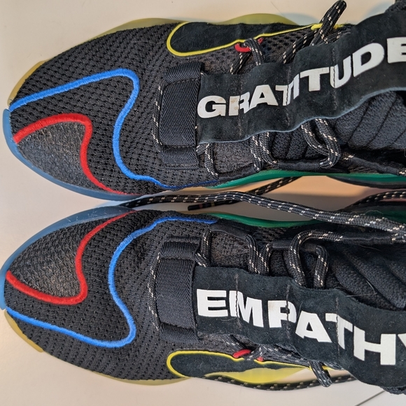 Pharrell Williams x Adidas Crazy BYW Lvl X "Gratitude + Empathy" men's Size 9 - Picture 5 of 9